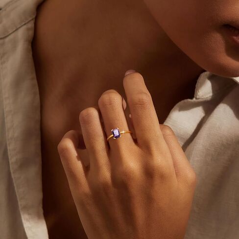 KAERUN Gold Birthstone Rings for Women Non Tarnish Dainty 14K Gold Plated Stackable Rings CZ Emerald Baguette Gemstone Rings for Mother Daughter Birthday Handmade Jewelry Gifts Size 6 7 8 9 10 in Saudi Arabia