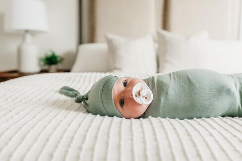 Copper Pearl Mommy & Me Bundle | Newborn Knotted Gown | Baby Beanie Top Knot Hat | Multi-Use Stretchy Baby Car Seat Cover Canopy and Nursing Cover | Briar in Saudi Arabia