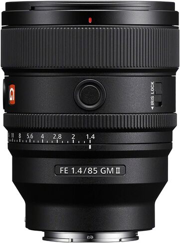 Sony 85mm f/1.4 GM II Lens Bundle with 77mm 3PC Filter Kit, Lens Pouch, 64GB SD Card and Additional Accessories | 85mm 1.4 in Saudi Arabia