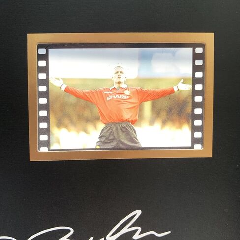 صورة موقعة لكرة القدم بيكهام مع شاشة عرض خلية صغيرة لفيلم مقاس 1 × 35 مم، ملصق بيكهام مؤطر مقاس 8 × 6 بوصات هدايا لمحبي عيد الميلاد وعيد الميلاد in Kuwait