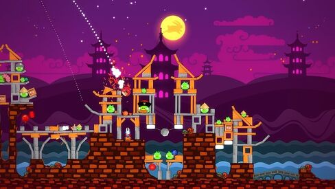 Angry Birds Trilogy - Nintendo Wii U (Renewed) in Saudi Arabia