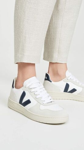 Veja Women's V-10 Sneakers in Saudi Arabia