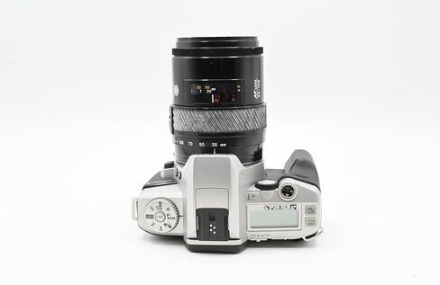 مجموعة كاميرا Minolta Maxxum 4 SLR مع عدسة تركيز تلقائي Minolta 35-105mm AF (متجددة) in Saudi Arabia