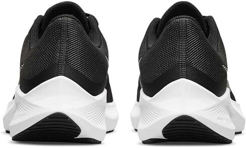 حذاء الجري الرياضي للنساء من Nike، أسود أبيض Dk Smoke Gray Lt Smoke، 5 in Saudi Arabia