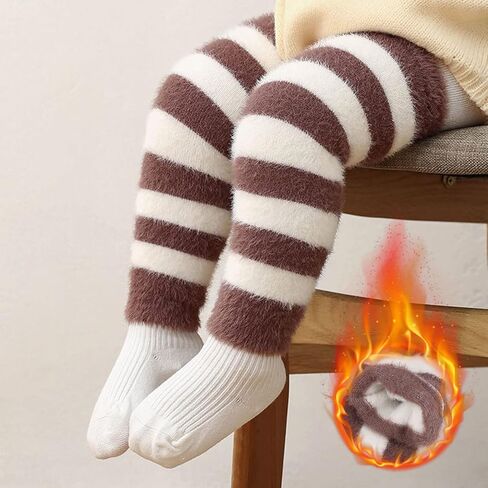 زوجان من جوارب تدفئة أرجل الأطفال الصغار المخططة، جوارب تدفئة الساق للجنسين للركبة وأكمام واقية للركبة للأولاد والبنات تناسب عمر 0-5 سنوات، مقاس واحد (أبيض + رمادي وأبيض + قهوة) in Kuwait