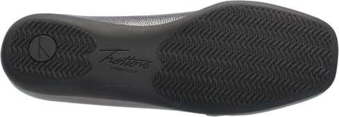 Trotters Women's Sage Ballet Flat in Saudi Arabia