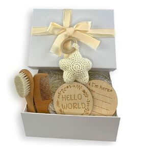 Welcome Baby Gift Set Ready in Box | Natural Soft Baby Brush & Comb Set, Wooden Announcement Sign and Multi-use Crochet Star | Baby Gift Set Made of 100% Natural & Safe Products | New Born Gift