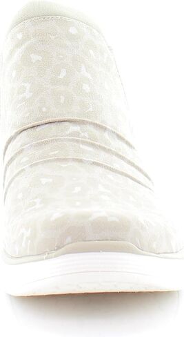 Naturalizer Women's Happy Sandal in Saudi Arabia