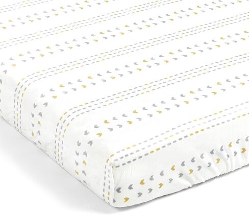 ملاءة سرير أطفال من Lush Decor Baby Hygge Geo Modern ناعمة وقطيفة، مقاس 52 بوصة × 28 بوصة × 9 بوصة، أصفر in Kuwait