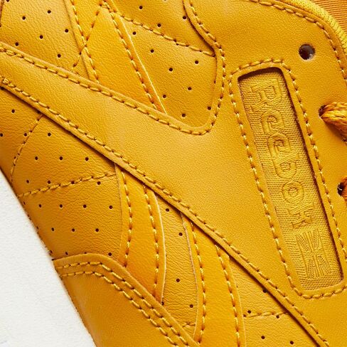 Reebok Women's Classic Leathers Sneaker in Saudi Arabia