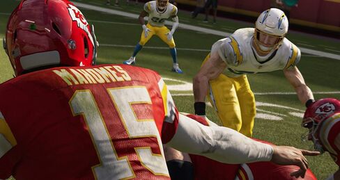 لعبة Madden NFL 21 - لأجهزة إكس بوكس ​​ون (إكس بوكس ​​سيريس إكس) in Saudi Arabia