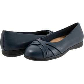 Trotters Women's Daphne Ballet Flat