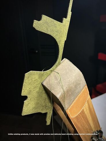 كاميرا LIM'S مصنوعة من الجلد الإيطالي الأصلي نصف حافظة بمقبض معدني لوحة متوافقة مصنوعة يدويًا من أجل Leica Q3 Q3 43 [أخضر زيتوني] in Kuwait