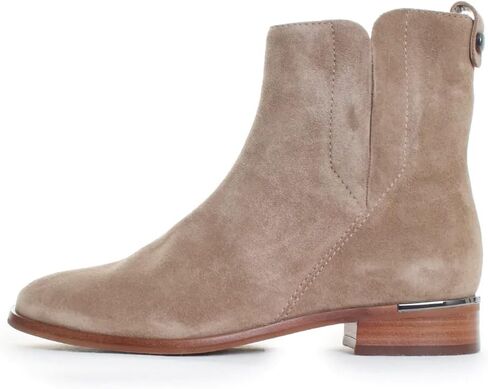 Vince Camuto Okalinra in Saudi Arabia