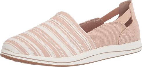 Clarks Women's Breeze Step Loafer in Saudi Arabia