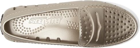 حذاء بدون كعب نسائي ذو تصميم معدني فاخر للقيادة in Kuwait