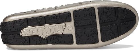 حذاء بدون كعب نسائي ذو تصميم معدني فاخر للقيادة in Kuwait