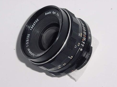 PENTAX Super Takumar 35MM F3.5 Wide Angle Prime M42 Screw Mount MF Lens for SLR DSLR Cameras (Renewed) in Saudi Arabia
