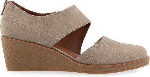 Aerosoles Women's Beki Pump in Saudi Arabia