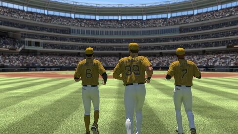 MLB The Show 17 - Standard Edition - PlayStation 4 (Renewed) in Saudi Arabia