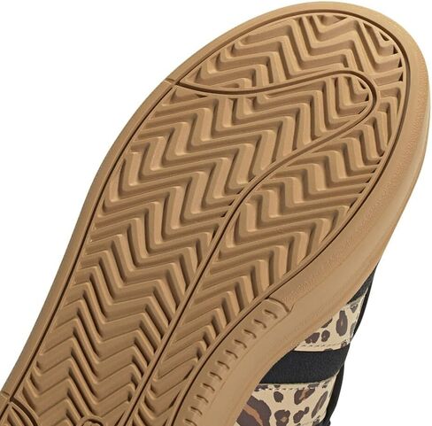 حذاء رياضي نسائي من Adidas Grand Court Alpha 00s رياضي in Saudi Arabia