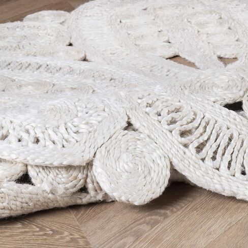nuLOOM Bree Floral Braided Jute Accent Rug, 4' Round, Natural in Saudi Arabia