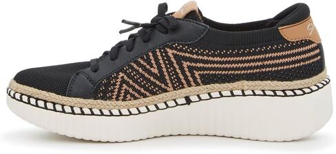 حذاء رياضي نسائي من Skechers Modern Comfort Wilshire BLVD-Bellevue in Saudi Arabia