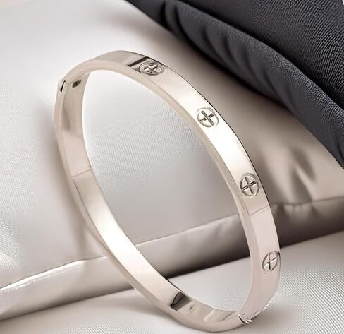 simply Love & Friendship Bracelet - Ideal Gift for Mother's Day, Valentine's Day, Weddings, Couples, and Birthdays in Saudi Arabia