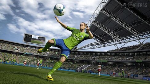 لعبة FIFA 15 (الإصدار المطلق) - بلاي ستيشن 4 (متجددة) in Saudi Arabia