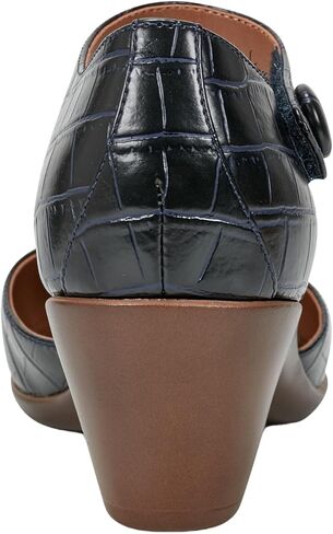 Easy Spirit Women's Clarice3 Pump in Saudi Arabia