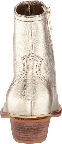 أحذية DKNY النسائية Lukas Cowboy in Saudi Arabia
