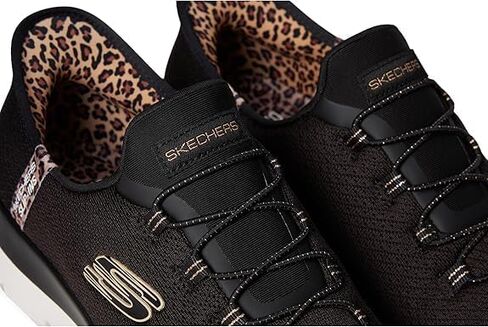 حذاء رياضي نسائي من Skechers - طراز Summits-Leopard Chic بدون استخدام اليدين in Saudi Arabia