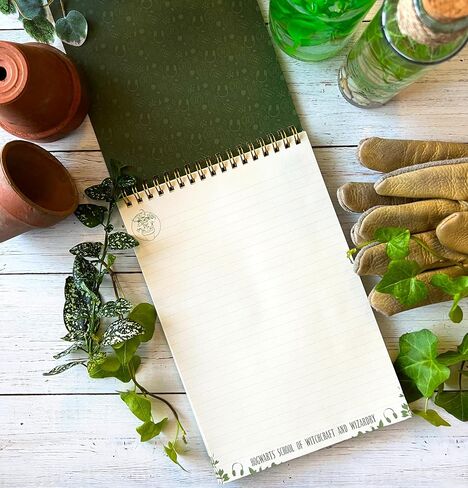 CON*QUEST Conquest Journals Harry Potter Herbology Top-Spiral Steno Notepad، 6''x9''، لوحة خلفية متينة مغلفة بلوح الكتب، 50 ورقة صفحة قائمة مبطنة، 60 رطل. ورق، مرخص رسميًا in Saudi Arabia