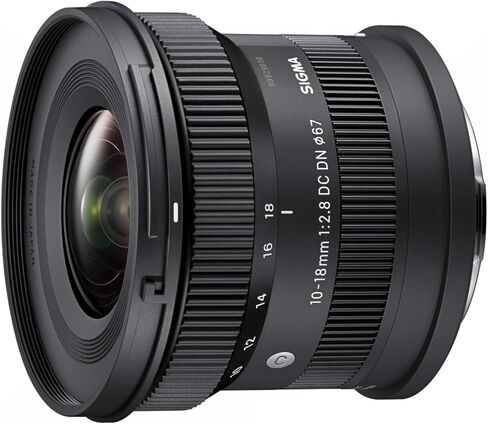 عدسة سيجما 10-18 ملم f/2.8 DC DN المعاصرة لحامل Fujifilm-X مع ملحقات Pixel Advance وحزمة السفر | 207975 | سيجما 10-18 ملم f/2.8 فوجي in Saudi Arabia