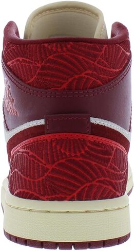 Nike Air Jordan 1 Mid SE Womens Shoes in Saudi Arabia