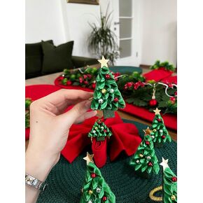 Handcrafted Christmas Elegance: Set of 6 Pine Tree Napkin Rings - Festive Holiday Table Decor