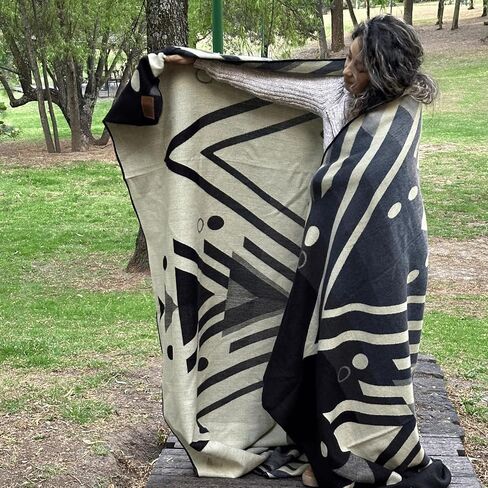 Tommy Lion - Alpaca Wool Blanket 80"x90", Hypoallergenic, Soft, Lightweight, Handwoven, Queen Size. Lienzo Gray in Kuwait