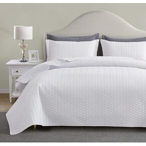 Maple&Stone White Quilt Set Queen Size, Lightweight Bedspread Ultrasonic Chevron Pattern Light Coverlet for All Season Comforter Bedding Decor - 3 Piece Full Bed Cover Sets
