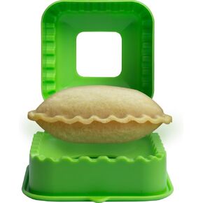 Sandwich Cutter and Sealer (Square) - Crustless Sandwich Maker | Perfect for Kids Lunch Boxes, Bento Boxes, School Lunches, Pocket Sandwiches, Boys, Girls & Toddlers in Kuwait