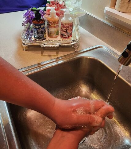 Spicy and Warm Three Kings Handmade Liquid Soap And Body Wash in Saudi Arabia