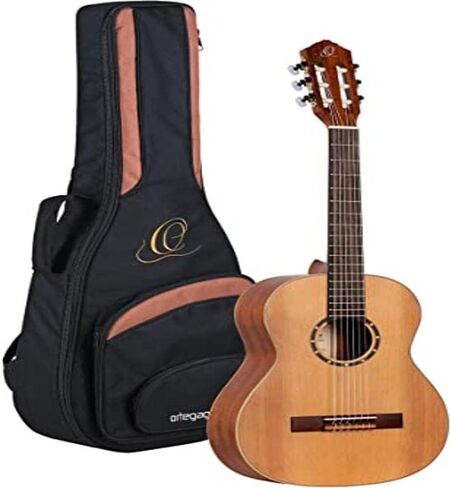 Ortega Guitars 6 String Family Series 3/4 Size Nylon Classical Guitar w/Bag, Right, Cedar Top-Natural-Gloss, (R122G-3/4) in Saudi Arabia