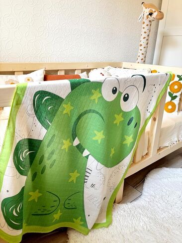 Muslin Baby Swaddling Blankets 29x37 inches, Perfect Measurement for Swaddling, Extra Soft Cotton Baby Blankets, Breathable and Warm for Boys and Girls Baby Blankets (Astronot) in Saudi Arabia