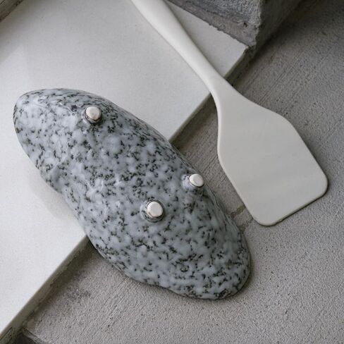 Large Ceramic Spoon Rest for Stove Top, Oyster Shell-Shaped Stable Glaze Sauce Tray Fruits Dish Porcelain Utensil Spoon Holder for Kitchen Counter Dining Table Decor Easy Clean (Silver) in Kuwait