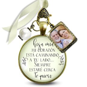 Spanish Memory Wedding Bouquet Charm Remembrance Mom or Dad On Your Wedding Day My Daughter 1 Frame Silvertone Pendant White Glass White Bead Remembrance Mother or Father of Bride DIY Photo Template