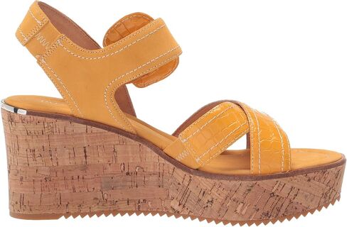 Donald Pliner Women's Wedge Sandal in Saudi Arabia