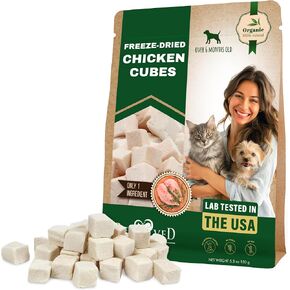Beloved Pets Freeze Dried Chicken Treats for Cats and Small Dogs - All Natural Meat Cubes Raw Pet Food - Human Grade High-Protein Snacks & Grain-Free Jerky Chews