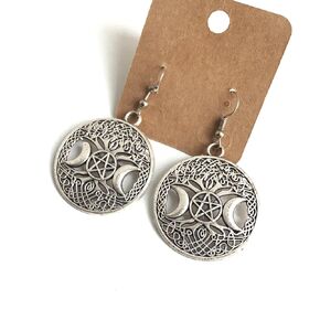 Triple Moon Earrings Symbol of Moon Goddess Hecate, Triple Moon Witchy Jewelry for Women, Triple Goddess Moon Charm Earrings with Hecate Pendant, Triple Moon Goddess Hecate Symbol