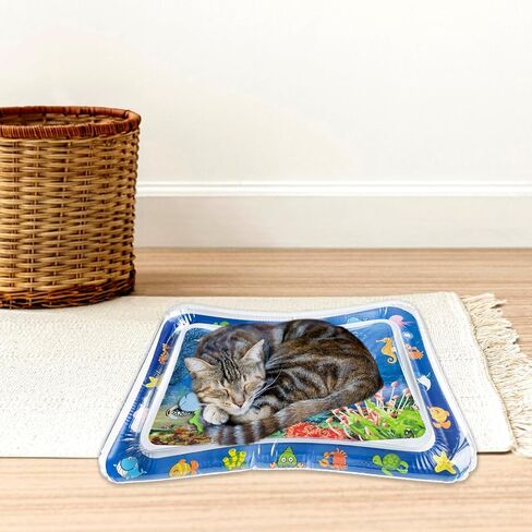 سجادة اللعب الحسية المائية للقطط، سجادة لعب تبريد الحيوانات الأليفة، 2024 حصيرة حسية مائية سميكة جديدة للحيوانات الأليفة، سجادة لعب مائية مع سمكة للعب مريح ورائع للحيوانات الأليفة 27.1 × 19.7 بوصة in Kuwait