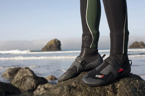 O'Neill Heat 7mm Round Toe Booties in Saudi Arabia