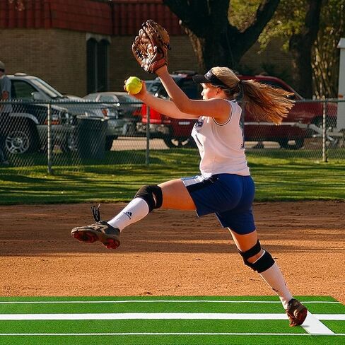 Softball Pitching Mat 10'x 3' Softball Pitching Rubber, Mound for Pitchers Indoor Outdoor Pitching Practice by Softball Pitchers, Antifade Antislip Pitch, Anti-Slip Spikes 8pcs in Kuwait